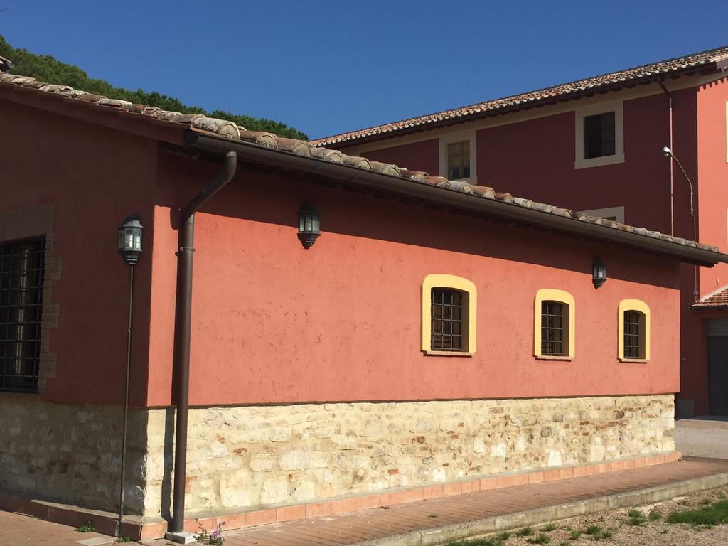 Rosso Porpora Villa Colle Umberto  Kültér fotó