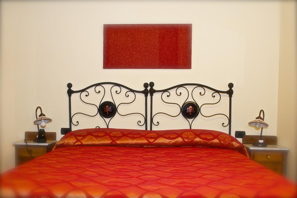 Rosso Porpora Villa Colle Umberto  Kültér fotó