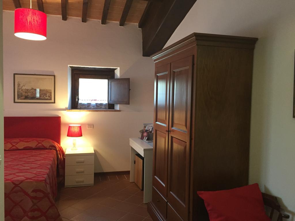 Rosso Porpora Villa Colle Umberto  Kültér fotó