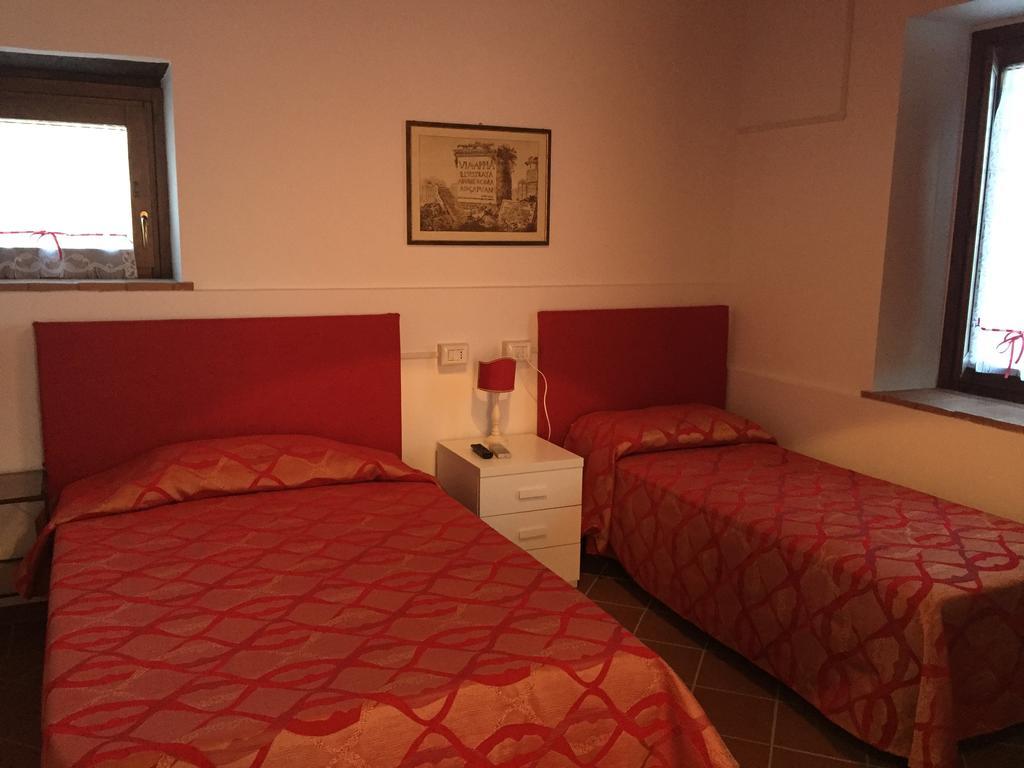 Rosso Porpora Villa Colle Umberto  Kültér fotó